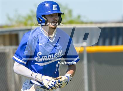 Thumbnail 2 in La Junta vs. Emmett (Coach Bob National Invitational) photogallery.