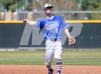 Thumbnail 2 in La Junta vs. Emmett (Coach Bob National Invitational) photogallery.