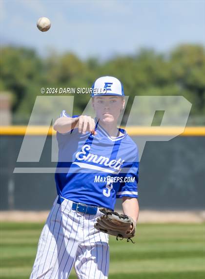 Thumbnail 3 in La Junta vs. Emmett (Coach Bob National Invitational) photogallery.
