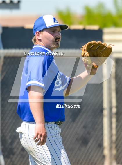 Thumbnail 3 in La Junta vs. Emmett (Coach Bob National Invitational) photogallery.