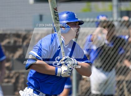 Thumbnail 1 in La Junta vs. Emmett (Coach Bob National Invitational) photogallery.