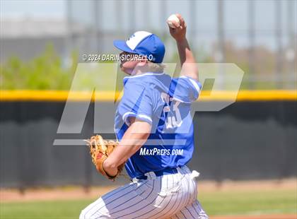 Thumbnail 2 in La Junta vs. Emmett (Coach Bob National Invitational) photogallery.