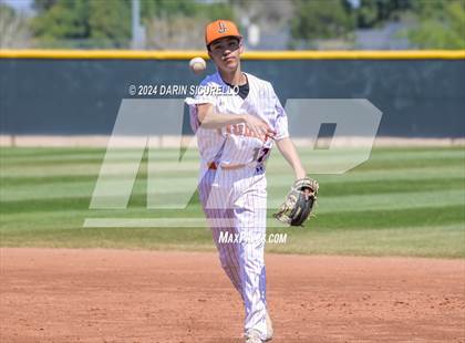 Thumbnail 1 in La Junta vs. Emmett (Coach Bob National Invitational) photogallery.