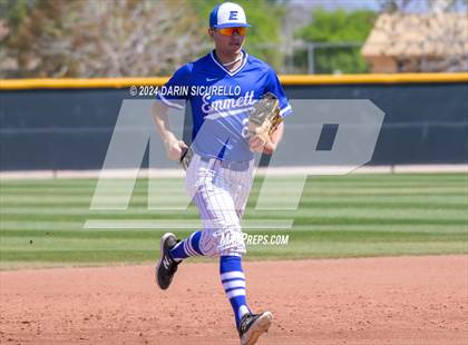 Thumbnail 1 in La Junta vs. Emmett (Coach Bob National Invitational) photogallery.