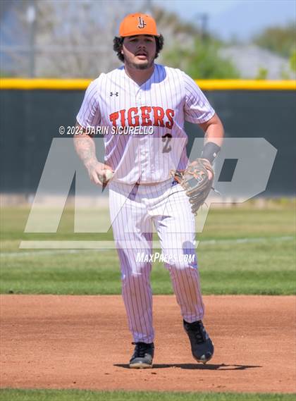 Thumbnail 3 in La Junta vs. Emmett (Coach Bob National Invitational) photogallery.