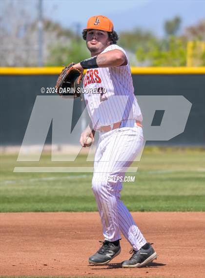 Thumbnail 2 in La Junta vs. Emmett (Coach Bob National Invitational) photogallery.