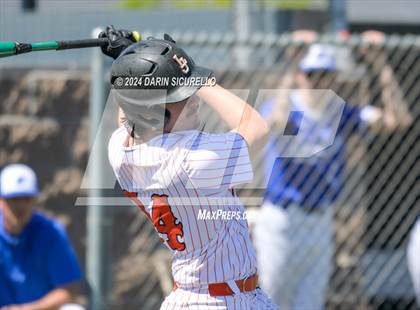 Thumbnail 3 in La Junta vs. Emmett (Coach Bob National Invitational) photogallery.