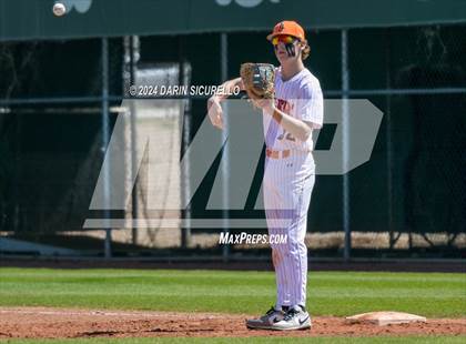 Thumbnail 2 in La Junta vs. Emmett (Coach Bob National Invitational) photogallery.
