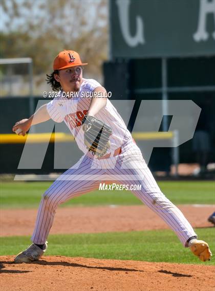 Thumbnail 1 in La Junta vs. Emmett (Coach Bob National Invitational) photogallery.