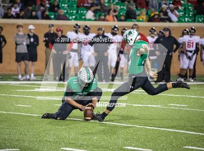 Thumbnail 1 in Trinity vs. Carroll (UIL 6A Regional Playoff) photogallery.