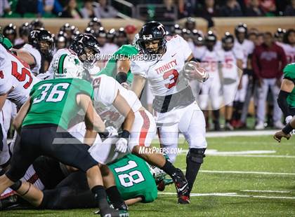Thumbnail 2 in Trinity vs. Carroll (UIL 6A Regional Playoff) photogallery.