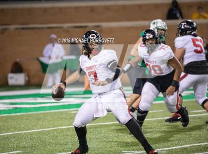 Thumbnail 2 in Trinity vs. Carroll (UIL 6A Regional Playoff) photogallery.