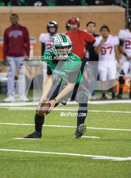 Thumbnail 1 in Trinity vs. Carroll (UIL 6A Regional Playoff) photogallery.