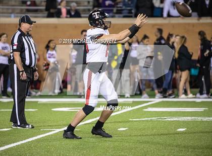 Thumbnail 1 in Trinity vs. Carroll (UIL 6A Regional Playoff) photogallery.