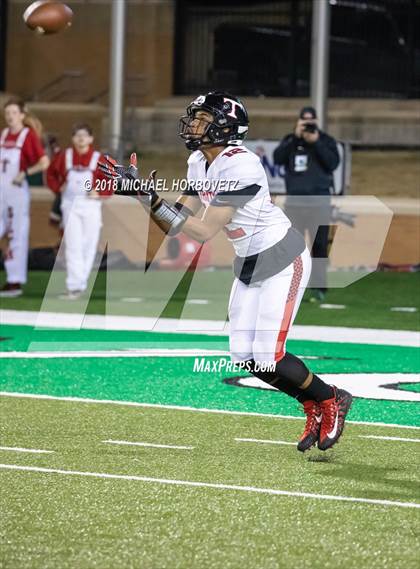 Thumbnail 3 in Trinity vs. Carroll (UIL 6A Regional Playoff) photogallery.