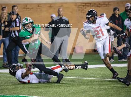Thumbnail 1 in Trinity vs. Carroll (UIL 6A Regional Playoff) photogallery.