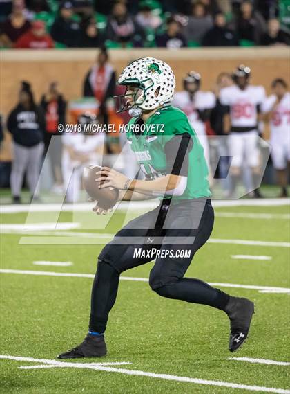 Thumbnail 2 in Trinity vs. Carroll (UIL 6A Regional Playoff) photogallery.