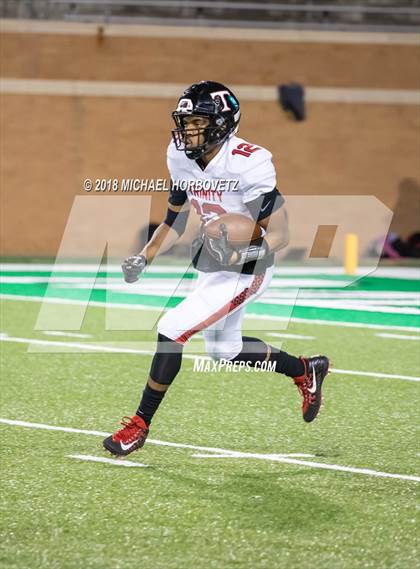 Thumbnail 1 in Trinity vs. Carroll (UIL 6A Regional Playoff) photogallery.