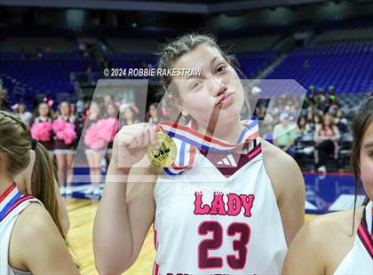 Thumbnail 2 in Martins Mill vs. Nocona (UIL 2A Basketball Final Medal Ceremony) photogallery.