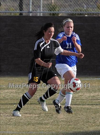 Thumbnail 1 in Green Valley vs. Clark (Las Vegas Kickoff) photogallery.