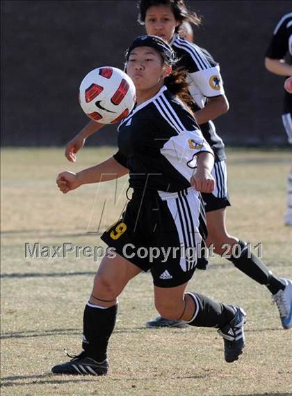 Thumbnail 3 in Green Valley vs. Clark (Las Vegas Kickoff) photogallery.