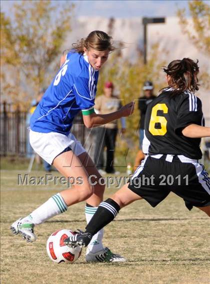 Thumbnail 2 in Green Valley vs. Clark (Las Vegas Kickoff) photogallery.