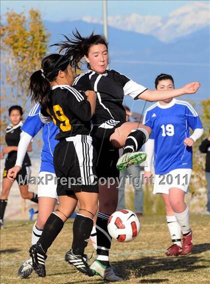Thumbnail 3 in Green Valley vs. Clark (Las Vegas Kickoff) photogallery.