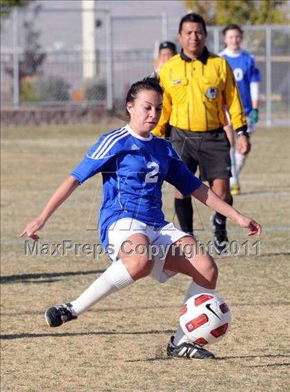 Thumbnail 2 in Green Valley vs. Clark (Las Vegas Kickoff) photogallery.