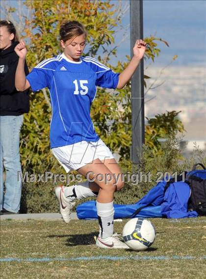 Thumbnail 2 in Green Valley vs. Clark (Las Vegas Kickoff) photogallery.