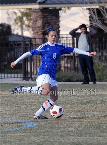 Thumbnail 2 in Green Valley vs. Clark (Las Vegas Kickoff) photogallery.