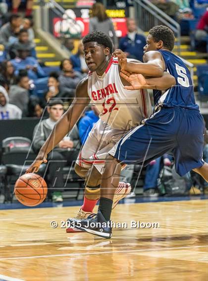 Thumbnail 3 in Hillhouse vs Bridgeport Central (MLK Classic) photogallery.