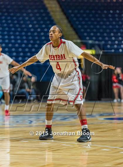 Thumbnail 1 in Hillhouse vs Bridgeport Central (MLK Classic) photogallery.