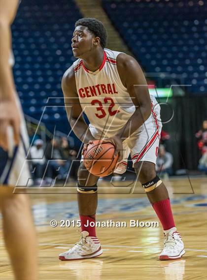Thumbnail 1 in Hillhouse vs Bridgeport Central (MLK Classic) photogallery.