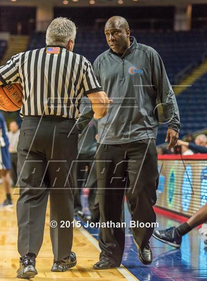 Thumbnail 2 in Hillhouse vs Bridgeport Central (MLK Classic) photogallery.