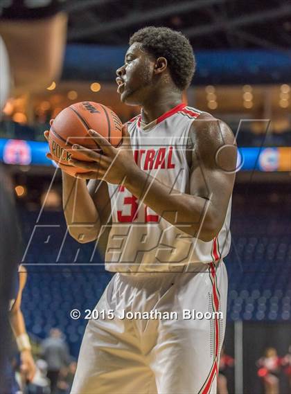 Thumbnail 1 in Hillhouse vs Bridgeport Central (MLK Classic) photogallery.