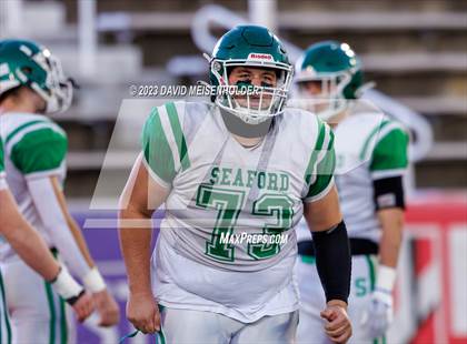 Thumbnail 1 in Bayport-Blue Point vs. Seaford (NYSPHSAA Division IV Final) photogallery.
