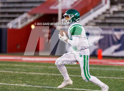 Thumbnail 3 in Bayport-Blue Point vs. Seaford (NYSPHSAA Division IV Final) photogallery.