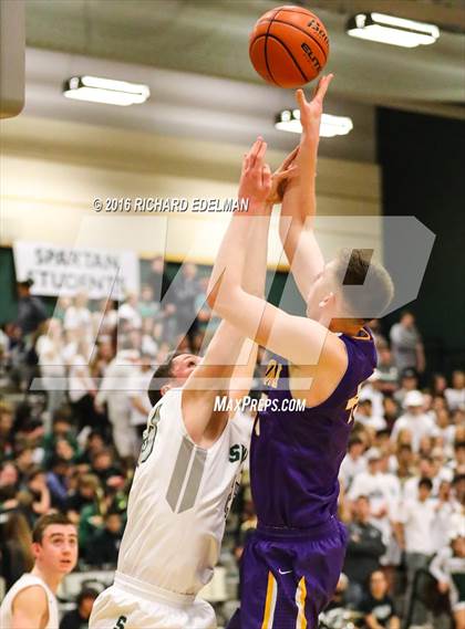 Thumbnail 1 in Issaquah @ Skyline photogallery.