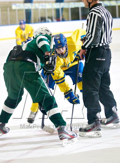 Thumbnail 2 in West Genesee vs Fayetteville-Manlius photogallery.