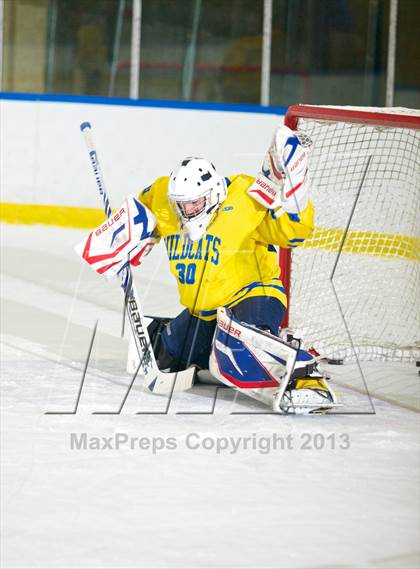 Thumbnail 3 in West Genesee vs Fayetteville-Manlius photogallery.