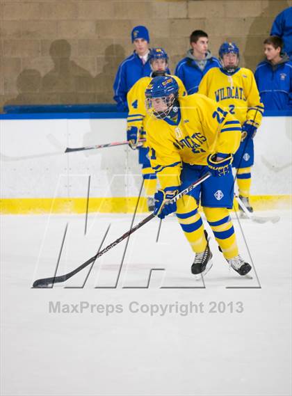 Thumbnail 3 in West Genesee vs Fayetteville-Manlius photogallery.