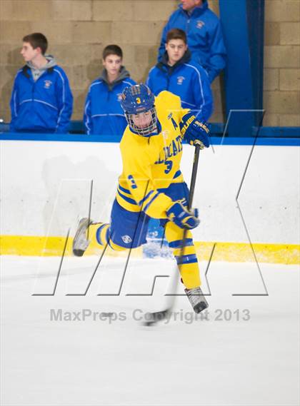Thumbnail 3 in West Genesee vs Fayetteville-Manlius photogallery.