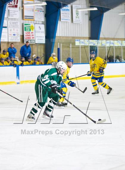 Thumbnail 3 in West Genesee vs Fayetteville-Manlius photogallery.