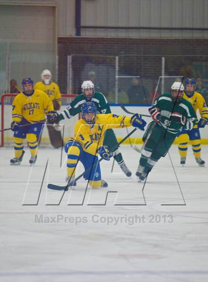 Thumbnail 3 in West Genesee vs Fayetteville-Manlius photogallery.