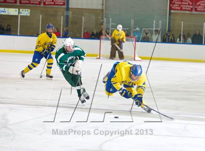 Thumbnail 2 in West Genesee vs Fayetteville-Manlius photogallery.