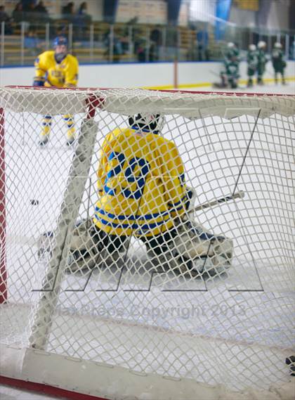 Thumbnail 2 in West Genesee vs Fayetteville-Manlius photogallery.