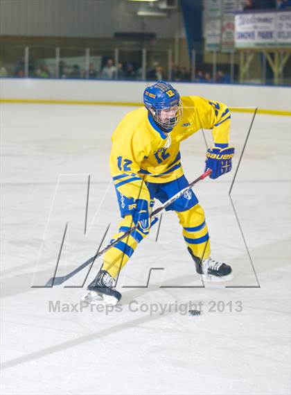 Thumbnail 3 in West Genesee vs Fayetteville-Manlius photogallery.