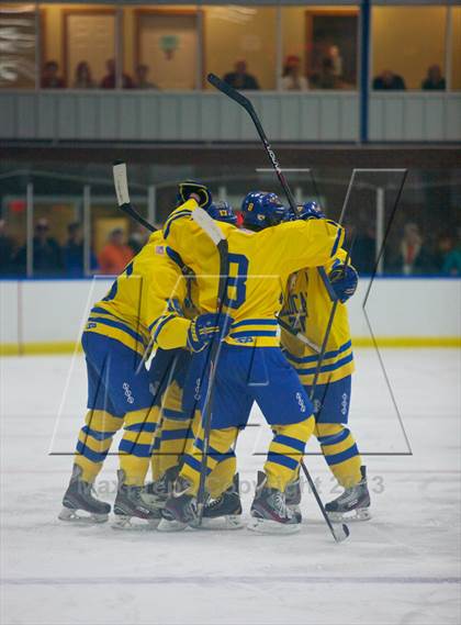 Thumbnail 2 in West Genesee vs Fayetteville-Manlius photogallery.