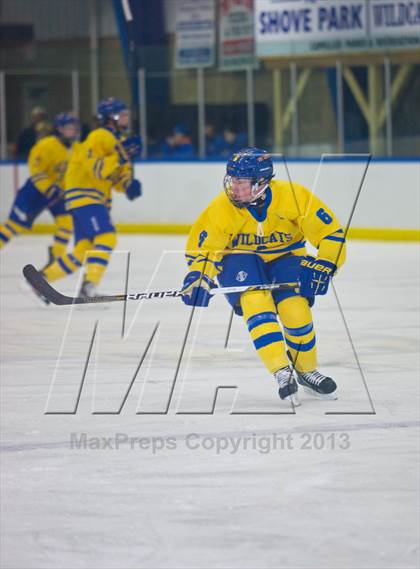 Thumbnail 2 in West Genesee vs Fayetteville-Manlius photogallery.