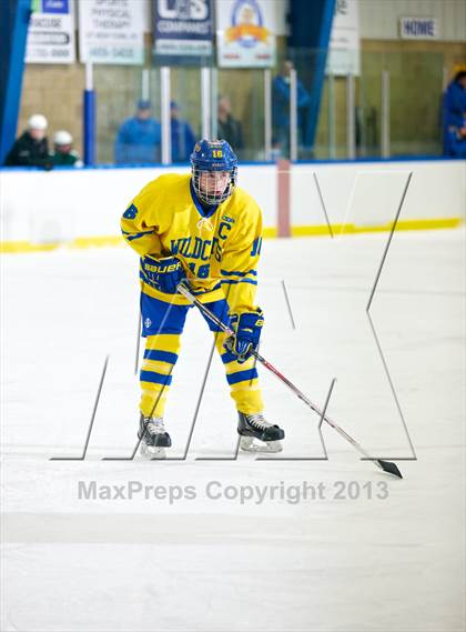 Thumbnail 1 in West Genesee vs Fayetteville-Manlius photogallery.